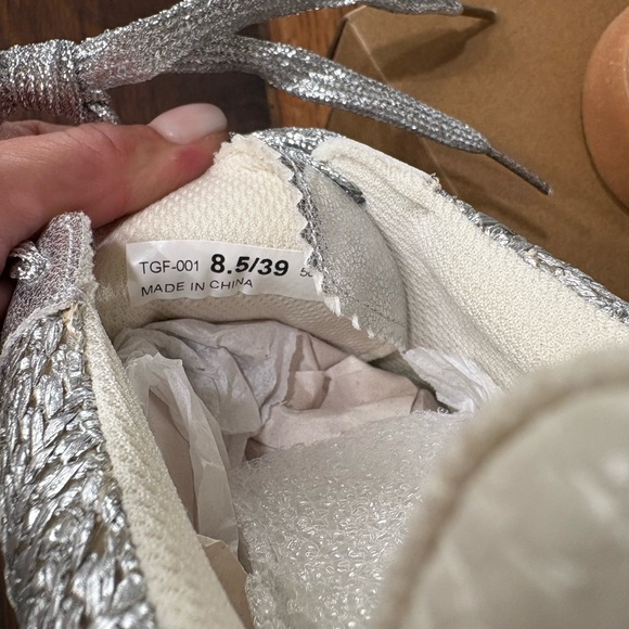 Dirty Laundry Metallic Silver Sneakers - Picture 6 of 7